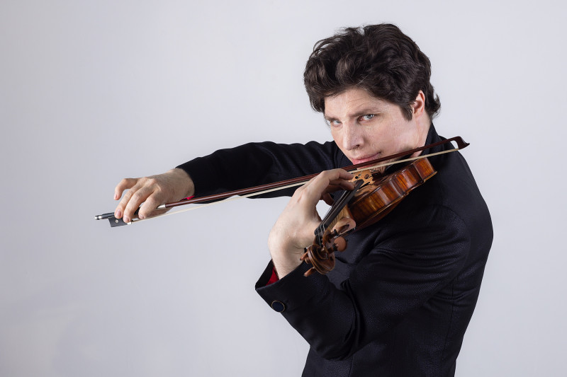 Augustin Hadelich | Issue  